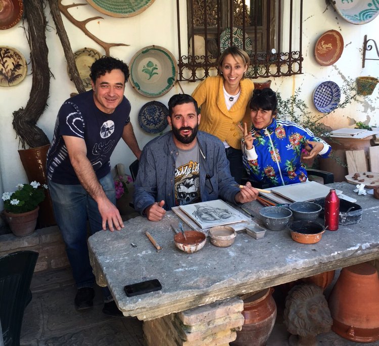 Belin y Flaxti Mavil en Alfarería Tito